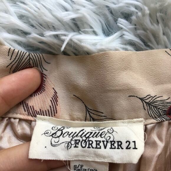 Forever 21 small short peacock feather print skirt - Picture 4 of 4